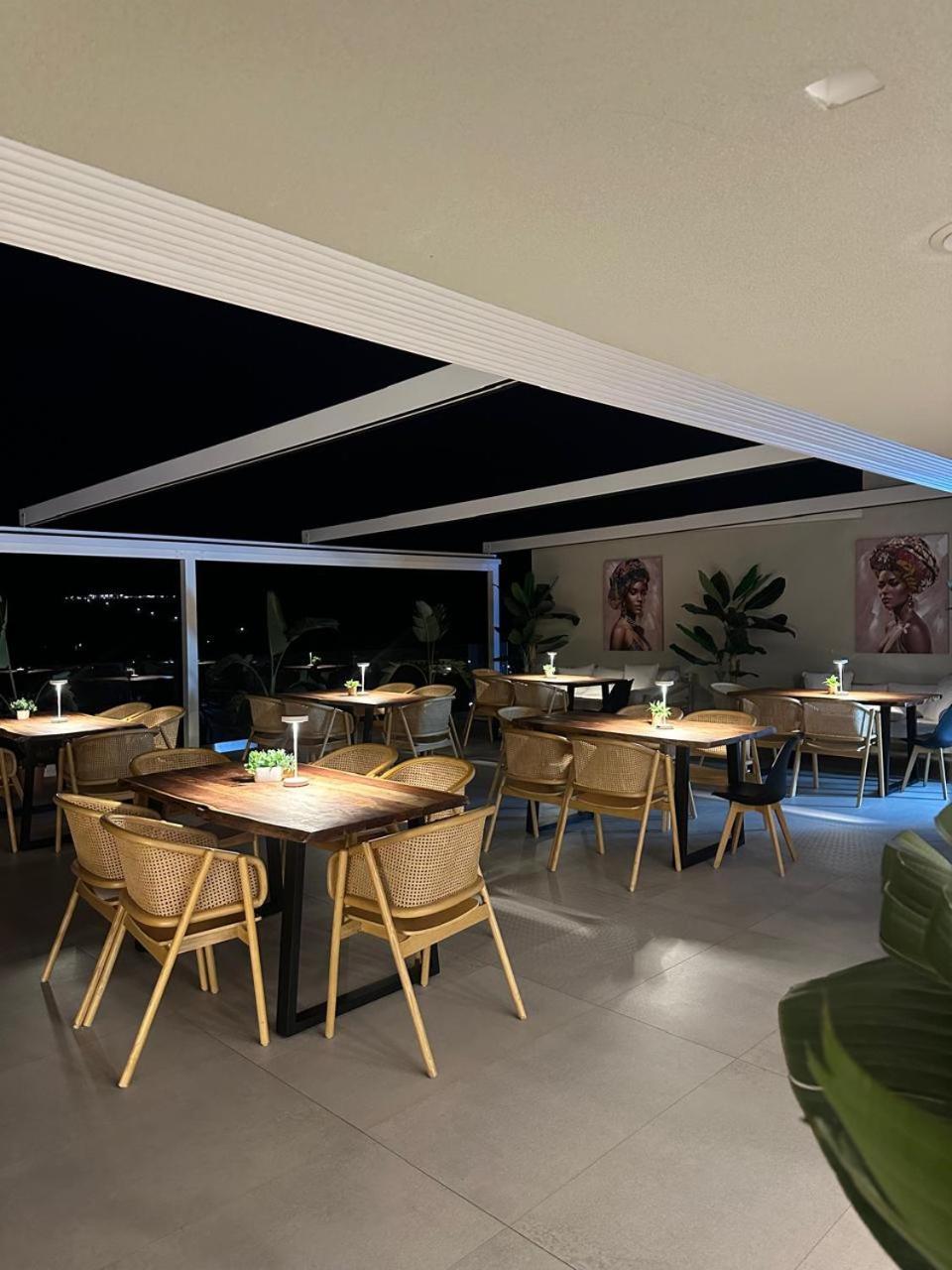 Myzith Luxury Suites Keri ภายนอก รูปภาพ