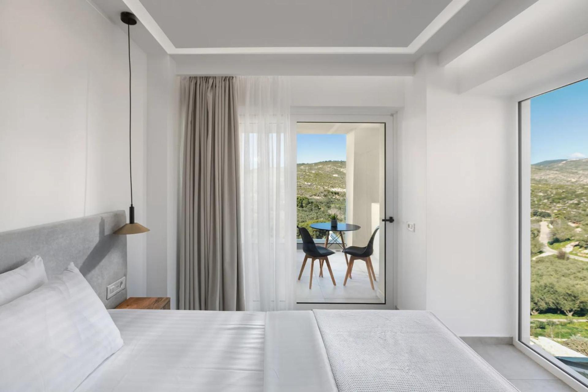 Myzith Luxury Suites Keri ภายนอก รูปภาพ